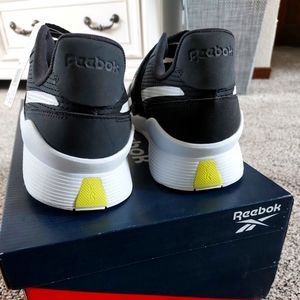 Man shoe Reebok black
